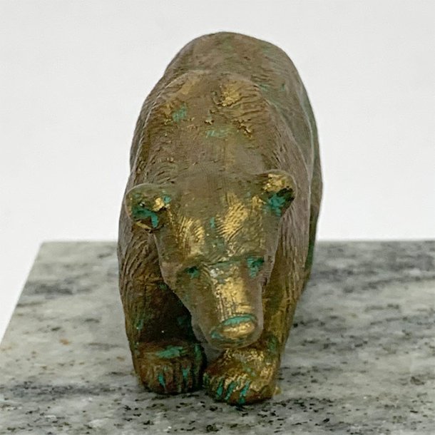 Bjrn stende p fire poter