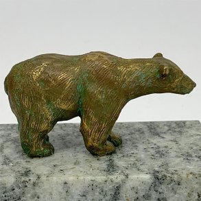 Bjrn stende p fire poter