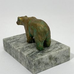 Bjrn stende p fire poter