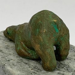 Isbjrn, liggende p maven.